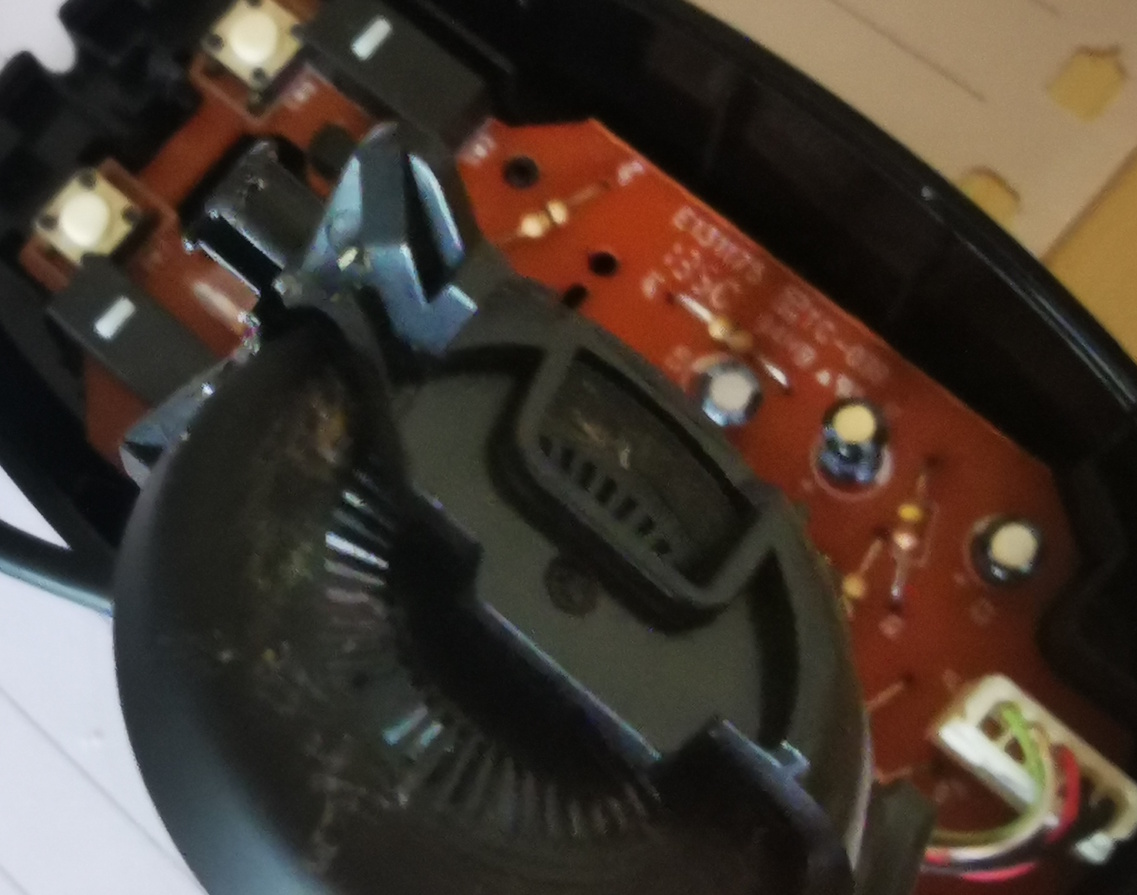 图4 拆下后的滚轮